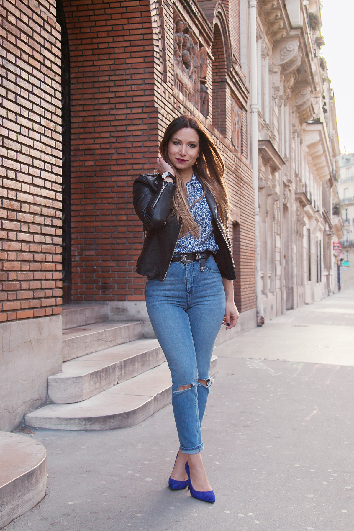 high waist jean and perfecto leather jacket fashion blog